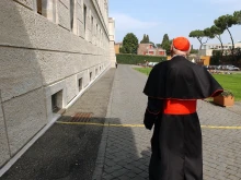 Theodore McCarrick, at the North American College April 5, 2005, ahead of a papal conclave after the death of John Paul II.