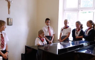 Students at St. Thomas More School in Austria learn the importance of critical thinking, with an emphasis on logic over sole memorization. EWTN News In Depth